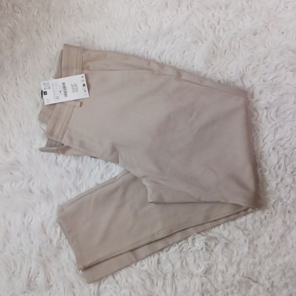 ZARA  Long pants for men, size USA 31, pockets on the front and back.  new